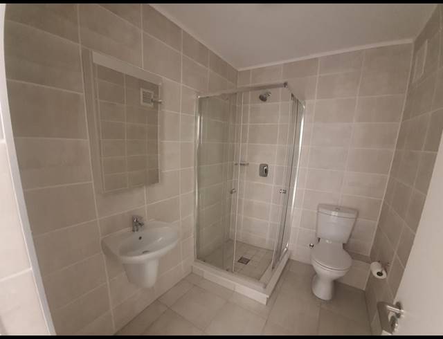 2 BEDROOM PROPERTY TO RENT IN GREENBAY ECO ESTATE